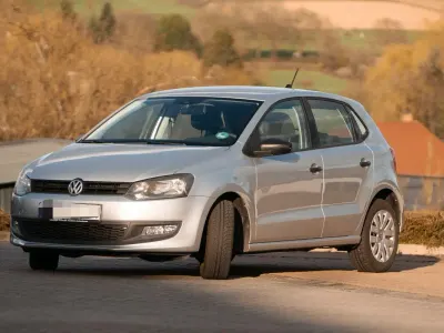 Gebraucht VW Polo Trendline 69 PS (50 kW) 2012 Silber Kleinwagen
