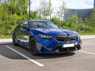 Gebraucht BMW M5 Performance 727 PS (534 kW) 2025 Blau Limousine