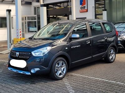 gebraucht Dacia Lodgy Blue dCi 115 Stepway 7-Sitzer Stepway