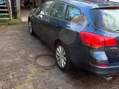 Occasion Opel Astra 140 ch (102 kW) 2011 Bleue Break