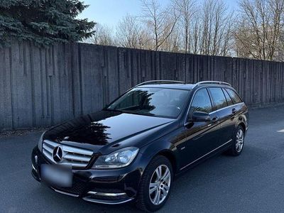 Gebraucht Mercedes C180 Avantgarde 120 PS (88 kW) 2011 Schwarz Kombi