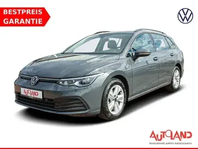 Gebraucht VW Golf VIII 131 PS (96 kW) 2023 Grau Kombi