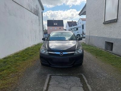 Gebraucht Opel Astra GTC Edition 90 PS (66 kW) 2010 Schwarz Limousine