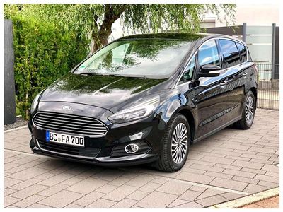 Gebraucht Ford S-MAX S 180 PS (132 kW) 2015 Schwarz Van / Kleinbus