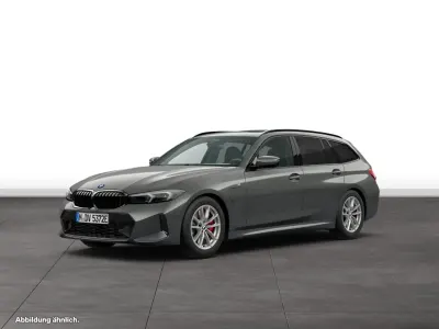 Gebraucht BMW 330e Sport Line 292 PS (214 kW) 2025 Grau Kombi