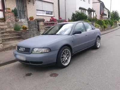 Gebraucht Audi A4 100 PS (73 kW) 1996 Grau Limousine