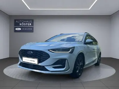 Gebraucht Ford Focus ST-Line X 155 PS (114 kW) 2024 Weiß Limousine