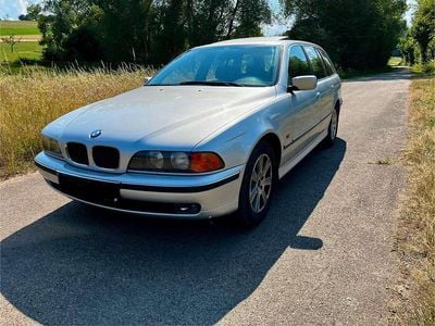 BMW 525