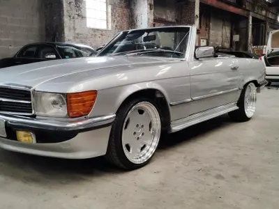 Gebraucht Mercedes SL380 240 PS (176 kW) 1981 Silber Cabrio