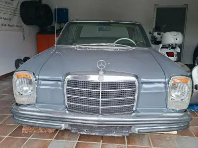 Gebraucht Mercedes W114 150 PS (110 kW) 1971 Grau Coupé