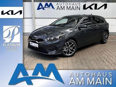 Neu Kia Ceed Style 140 PS (102 kW) 2025 Grau Kleinwagen