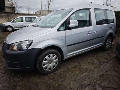 Gebraucht VW Caddy Trendline 102 PS (75 kW) 2012 Reflexsilber metallic Van / Kleinbus