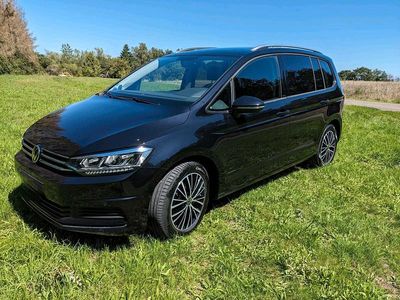 Gebraucht VW Touran United 116 PS (85 kW) 2021 Schwarz Van / Kleinbus