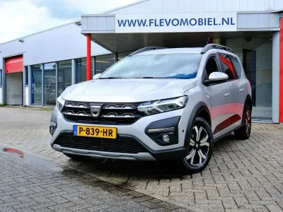Gebraucht Dacia Jogger Comfort 101 PS (74 kW) 2022 Grau Van / Kleinbus