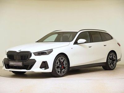 Gebraucht BMW 540 M Sport 303 PS (222 kW) 2025 Weiß Kombi