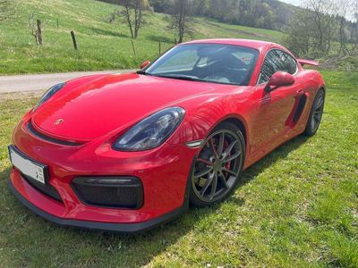 Porsche Cayman GT4