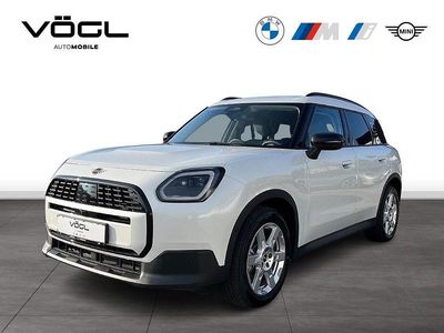 Weiß Gebraucht 2024 Mini Countryman Classic SUV | 32.850 € (Fairer Preis)