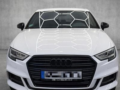 Weiß Gebraucht 2019 Audi A3 Sportback Kleinwagen | 18.000 € (Fairer Preis)