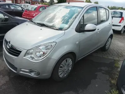 Gebraucht Opel Agila Edition 86 PS (63 kW) 2009 Silber Kleinwagen