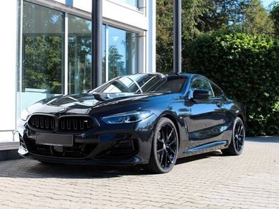Black sapphire metallic Gebraucht 2023 BMW M850 Shadowline Coupé | 89.000 €