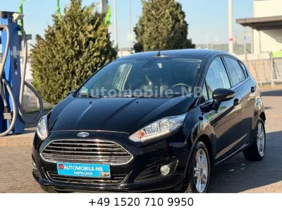 Usado Ford Fiesta Titanium 101 HP (74 kW) 2016 Preto Citadino