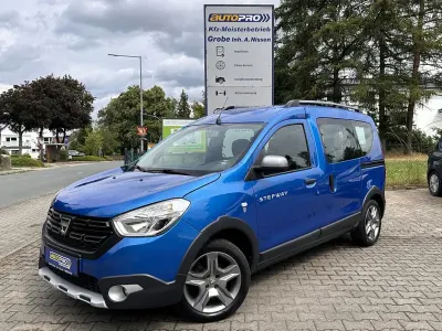 Gebraucht Dacia Dokker Stepway 102 PS (75 kW) 2019 Blau Van / Kleinbus