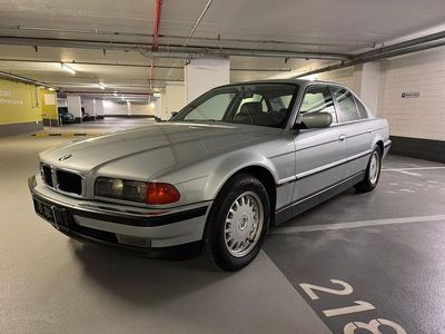 Gebraucht BMW 728 193 PS (141 kW) 1996 Silber Limousine