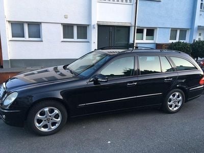 Mercedes E200