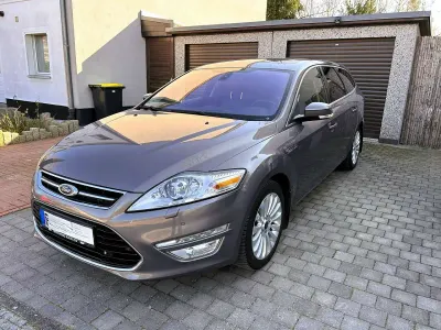 Gebraucht Ford Mondeo Titanium 239 PS (175 kW) 2012 Braun Kombi