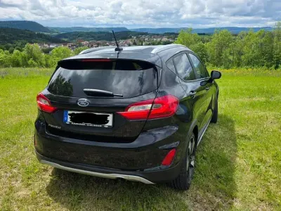 Gebraucht Ford Fiesta Active 101 PS (74 kW) 2020 Schwarz Kleinwagen