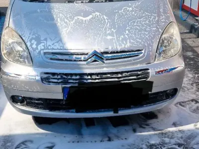 Gebraucht Citroën Xsara Picasso 109 PS (80 kW) 2007 Silber Van / Kleinbus