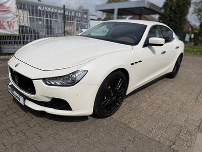 Usata Maserati Levante 275 CV (202 kW) 2016 Bianco SUV