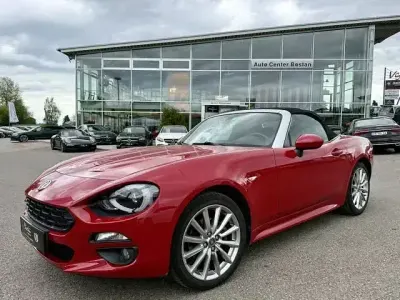 Gebraucht Fiat 124 Spider Lusso 140 PS (102 kW) 2017 Rot Cabrio