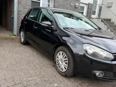 Gebraucht VW Golf VI 80 PS (58 kW) 2009 Schwarz Kleinwagen