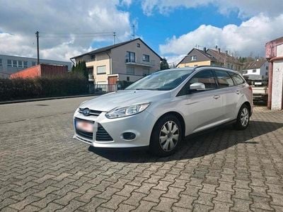 Gebraucht Ford Focus 105 PS (77 kW) 2011 Silber Kombi
