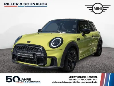 Gebraucht Mini John Cooper Works 136 PS (100 kW) 2023 Gelb Kleinwagen