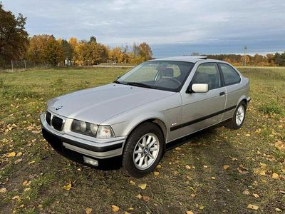 Silber Gebraucht 1999 BMW 316 Comfort Edition Limousine | 8.950 €