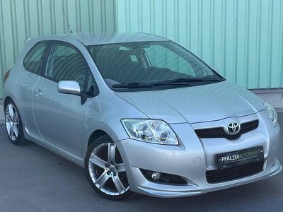 Usata Toyota Auris 125 CV (91 kW) 2007 Argento Utilitaria