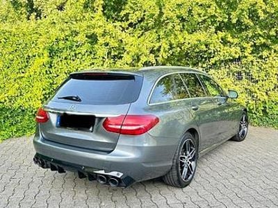 Gebraucht Mercedes C300 231 PS (169 kW) 2016 Silber Kombi