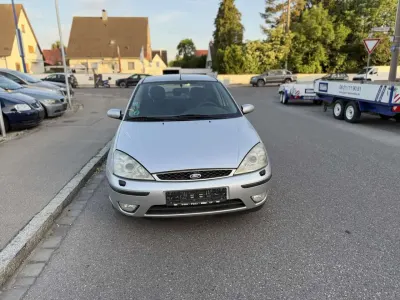 Gebraucht Ford Focus Ambiente 116 PS (85 kW) 2001 Other Limousine