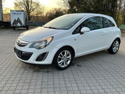 Używany Opel Corsa Innovation 120 KM (88 kW) 2014 Biały Hatchback