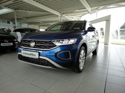 Second-hand VW T-Roc Life 116 CP (85 kW) 2025 Albastru SUV
