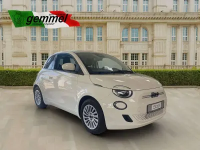 Gebraucht Fiat 500e 86 kW (118 PS) 2023 Weiß Limousine
