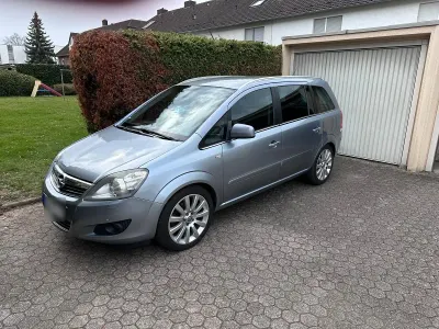 Gebraucht Opel Zafira 155 PS (114 kW) 2010 Grau Van / Kleinbus