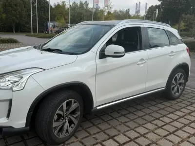 Gebraucht Citroën C4 Aircross 114 PS (83 kW) 2016 Weiß SUV