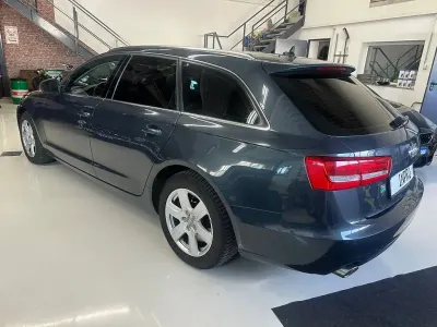 Gebraucht Audi A6 245 PS (180 kW) 2014 Blau Kombi