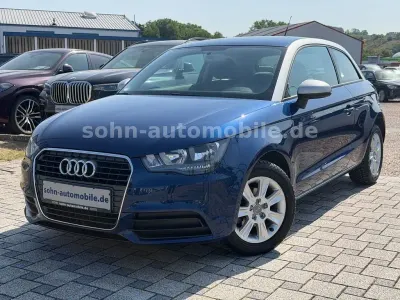 Gebraucht Audi A1 Attraction 86 PS (63 kW) 2012 Blau Kleinwagen