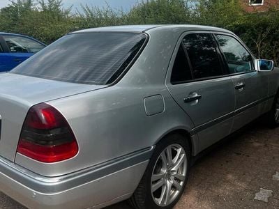 Mercedes C230