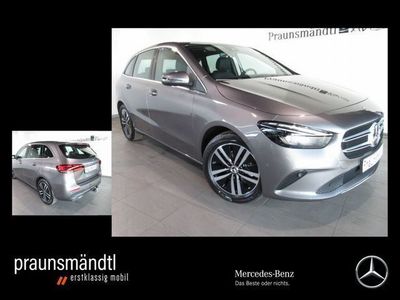 Gebraucht Mercedes B200 Progressive 163 PS (119 kW) 2022 Van / Kleinbus