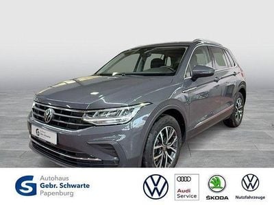 Grau Gebraucht 2022 VW Tiguan Life SUV | 19.800 € (Superpreis)